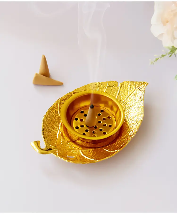 Gold-Leaf-Incense-Burner-6.webp